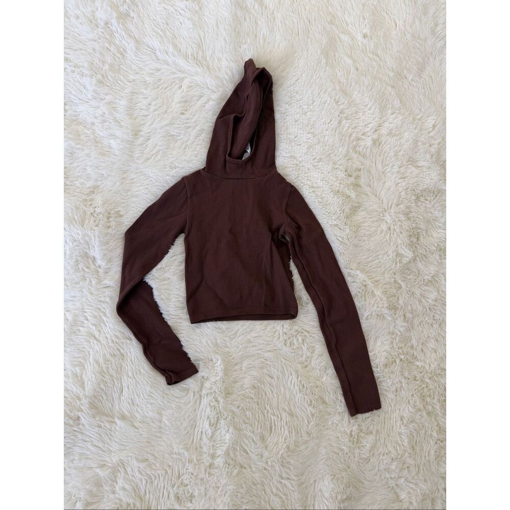 Size XS/S long sleeve hooded cropped top long sleeve dark brown Zara